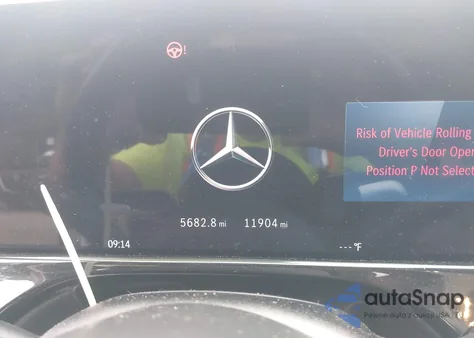 2024 Mercedes-Benz E 350 z USA, uszkodzony, nr VIN W1KLF4HB7RA010000